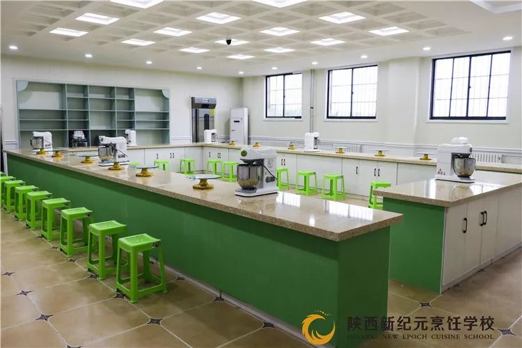 西安学厨师，西安厨师培训，陕西新纪元厨师学校