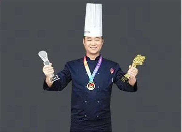 行业,优质,师资,团队,只为,培育,天下,厨师,英才,而来,