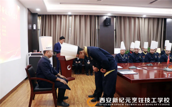 我校,隆重,举办,以师带徒,启动,仪式,强化,师资,团队,助