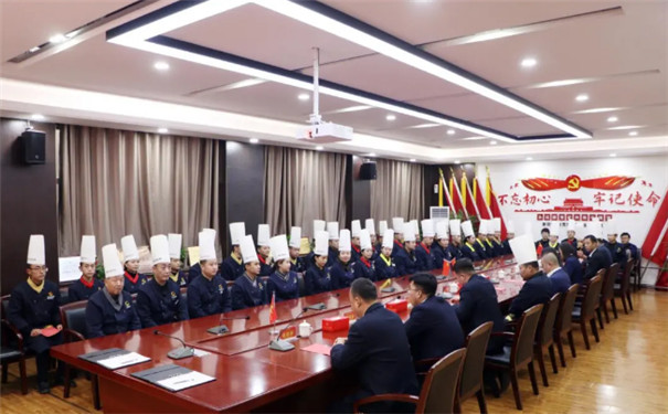 我校,隆重,举办,以师带徒,启动,仪式,强化,师资,团队,助